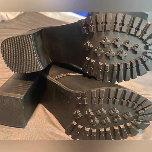 Bebe Kimmberly Ankle Boot, never worn - Picture 3 of 7